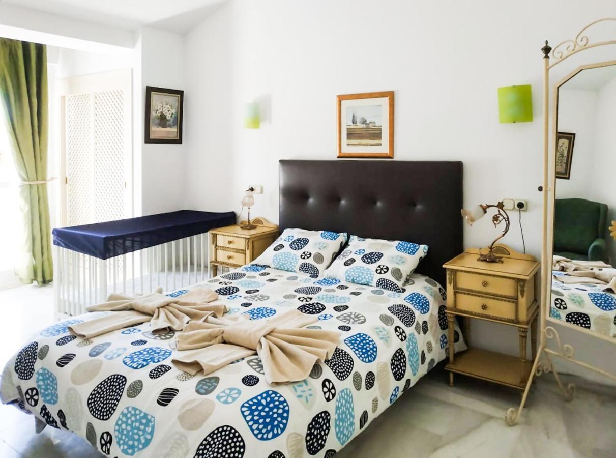 Homelystay-Benalmadena, Puerto Marina エクステリア 写真
