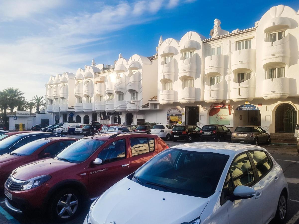 Homelystay-Benalmadena, Puerto Marina エクステリア 写真